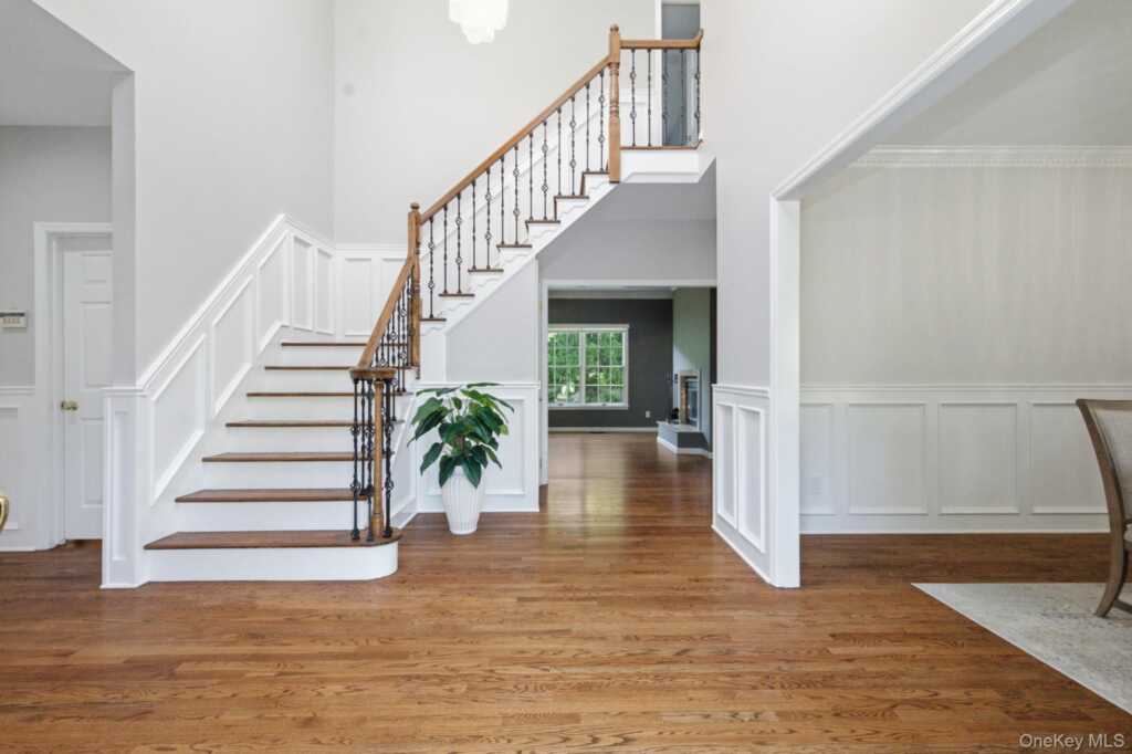 15 Ellis Drive, Unit #13, White Plains, NY 10605 - Photo 7 of 44