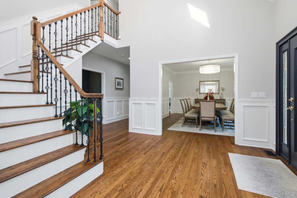 15 Ellis Drive, Unit #13, White Plains, NY 10605 - Photo 8 of 44