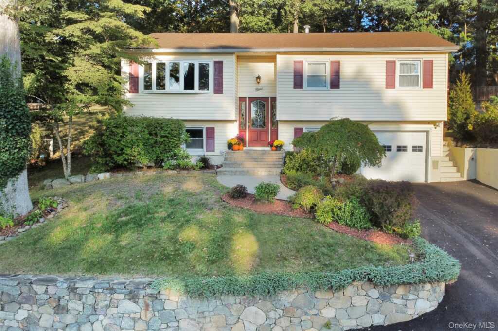 9 Prospect Place, Suffern, NY 10901 - Photo 2 of 50