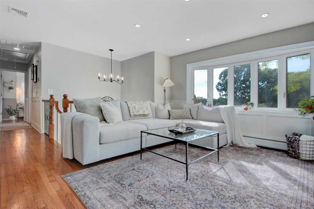 9 Prospect Place, Suffern, NY 10901 - Photo 5 of 50
