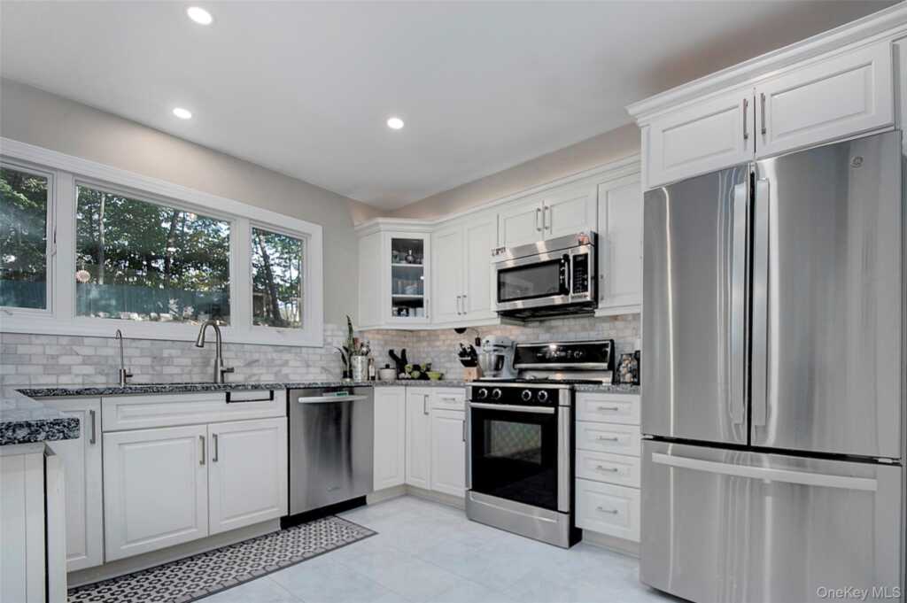 9 Prospect Place, Suffern, NY 10901 - Photo 9 of 50