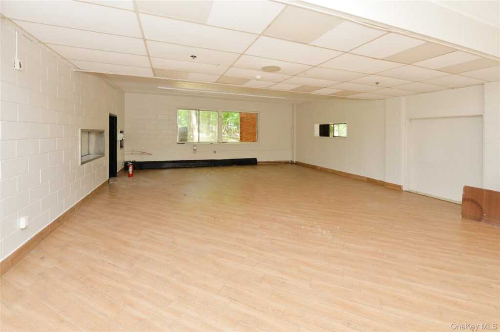 82 Highview Road, Suffern, NY 10901 - Photo 13 of 35