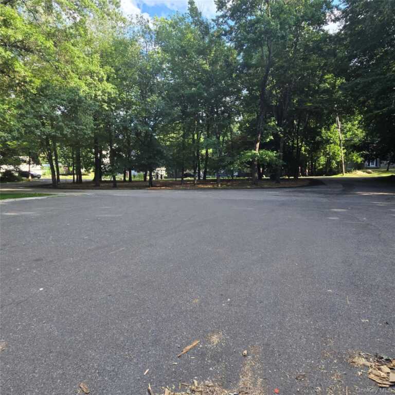 82 Highview Road, Suffern, NY 10901 - Photo 25 of 35