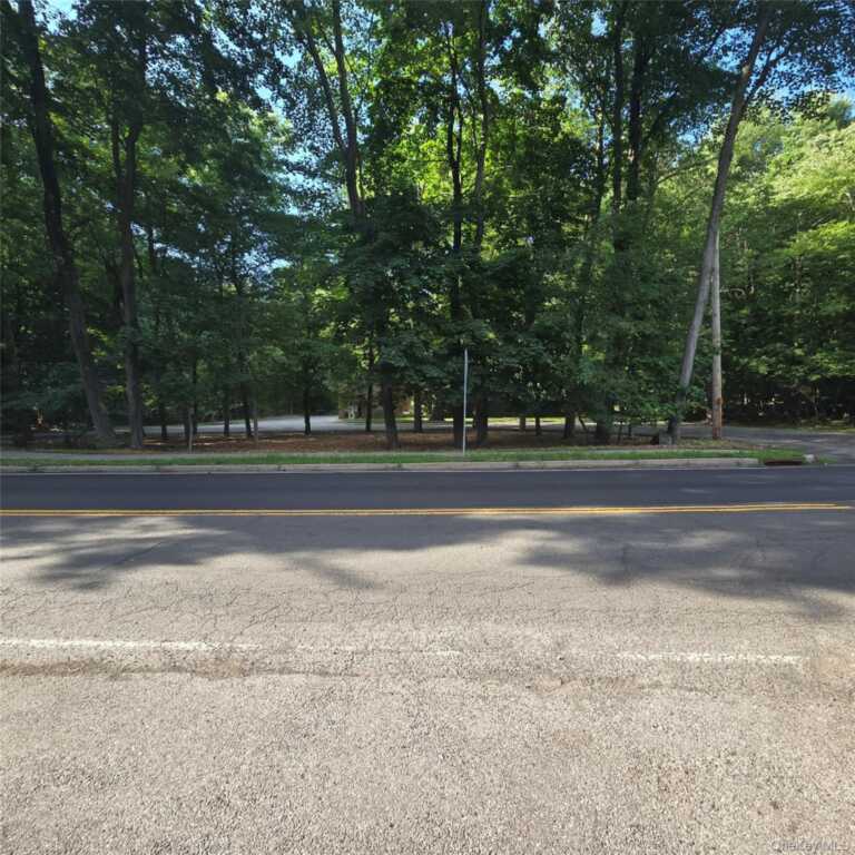 82 Highview Road, Suffern, NY 10901 - Photo 26 of 35