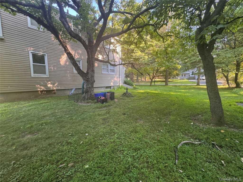 245 Zukor Road, New City, NY 10956 - Photo 10 of 30