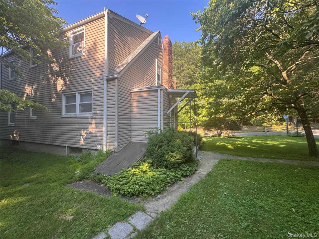 245 Zukor Road, New City, NY 10956 - Photo 2 of 30