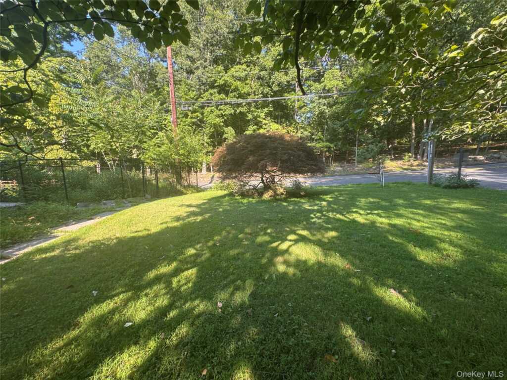 245 Zukor Road, New City, NY 10956 - Photo 8 of 30