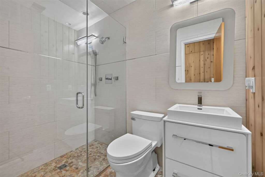 2 Catalina Court, Suffern, NY 10901 - Photo 18 of 37