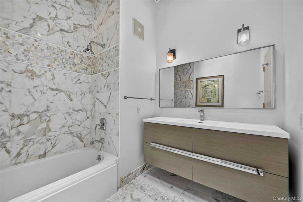 2 Catalina Court, Suffern, NY 10901 - Photo 20 of 37