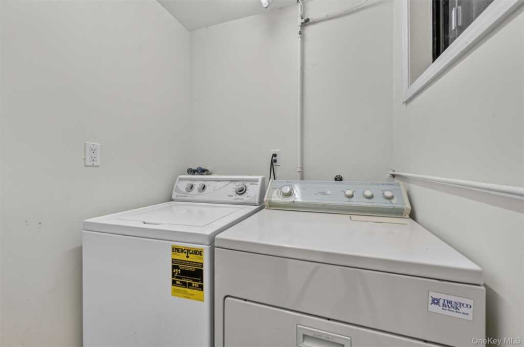 2 Catalina Court, Suffern, NY 10901 - Photo 23 of 37