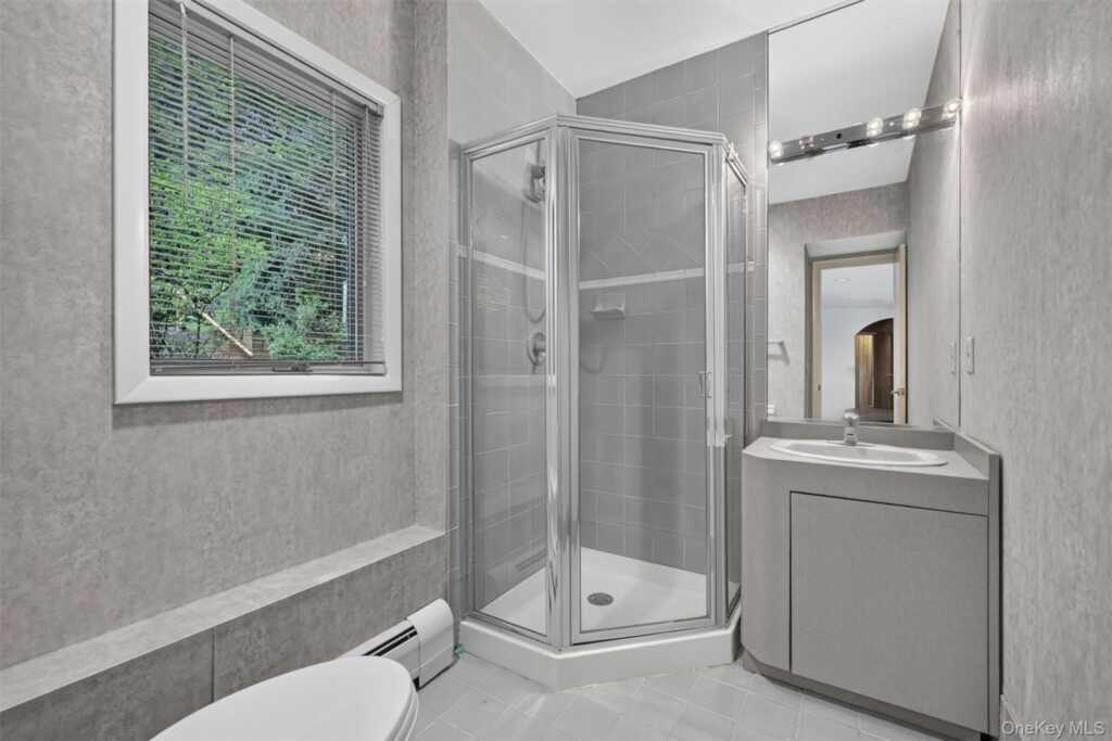 2 Catalina Court, Suffern, NY 10901 - Photo 28 of 37