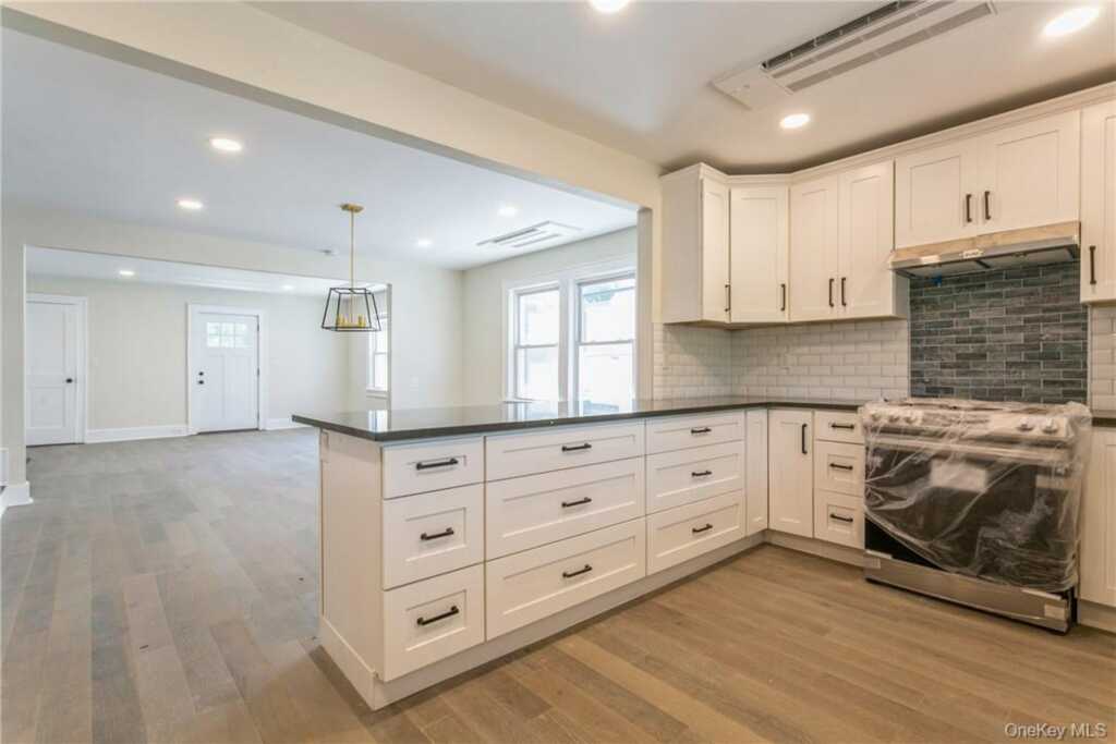 215 Purchase Street, Unit #A, Rye, NY 10580 - Photo 9 of 21