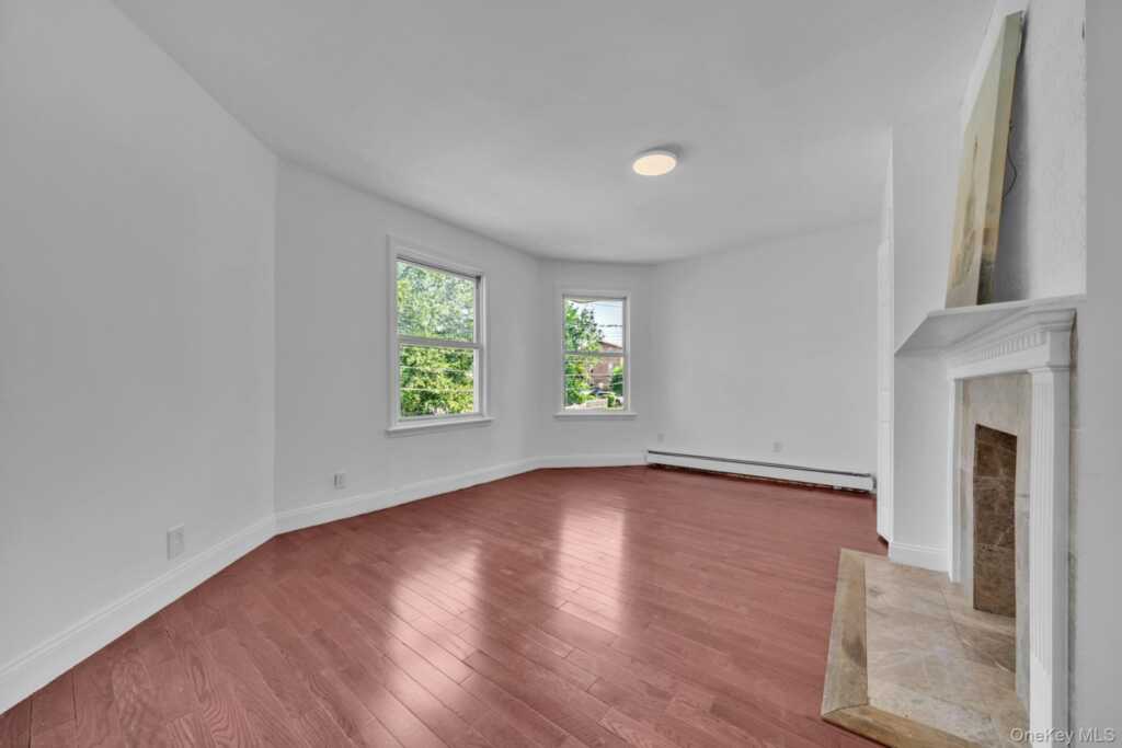 38 Trinity Place, New Rochelle, NY 10805 - Photo 15 of 50
