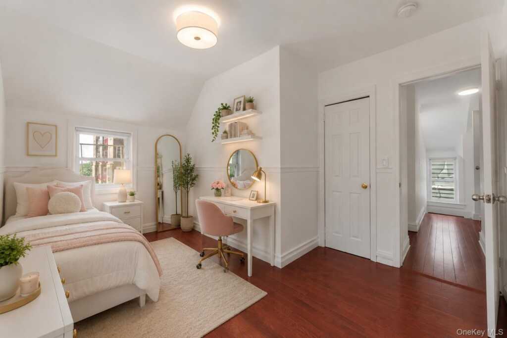 38 Trinity Place, New Rochelle, NY 10805 - Photo 20 of 50