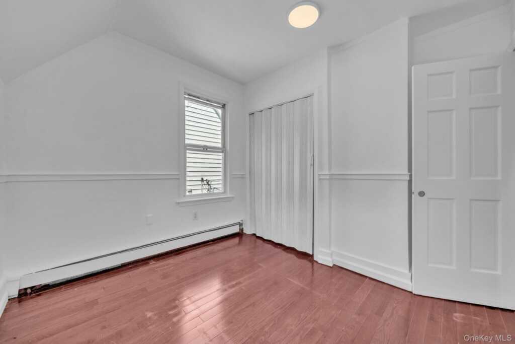 38 Trinity Place, New Rochelle, NY 10805 - Photo 21 of 50