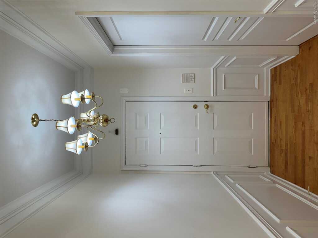 28 N De Baun Avenue, Unit #201, Suffern, NY 10901 - Photo 3 of 9