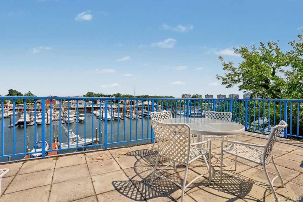 18 Shady Glen Court, Unit #403, New Rochelle, NY 10805 - Photo 19 of 28