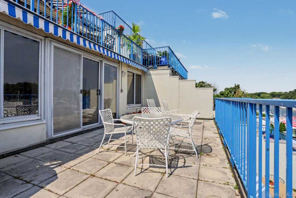 18 Shady Glen Court, Unit #403, New Rochelle, NY 10805 - Photo 20 of 28