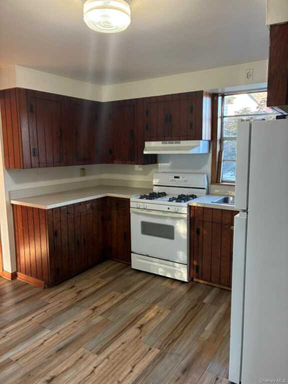 28 Rose Street, Unit #2, Stony Point, NY 10980 - Photo 2 of 10