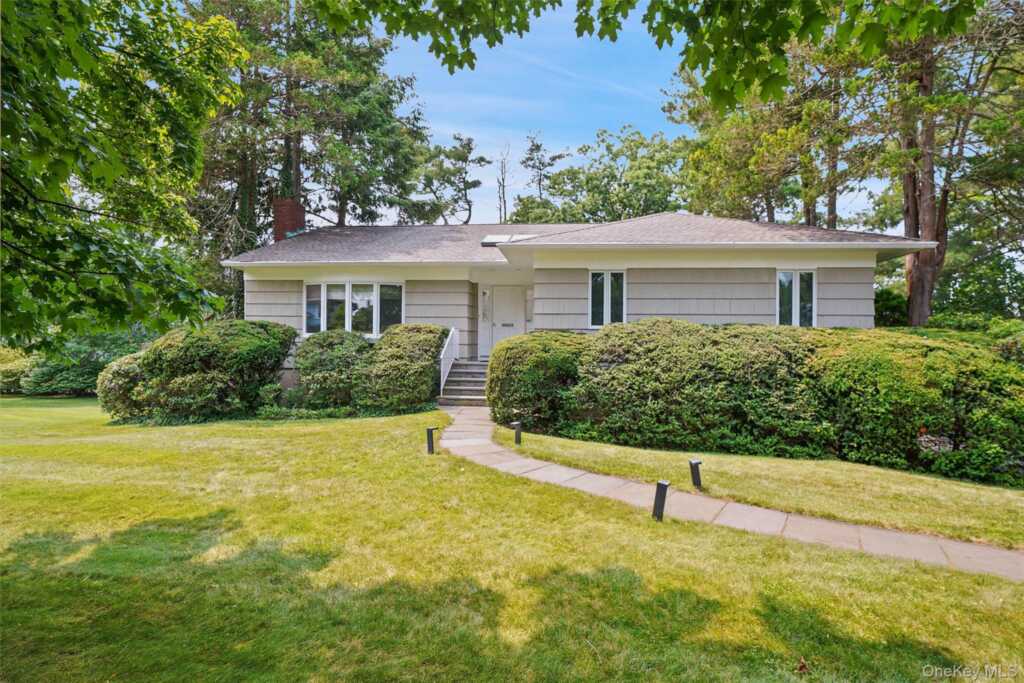 6 Greenhouse Circle, Rye, NY 10573