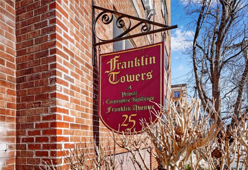 25 Franklin Avenue, Unit #2K, White Plains, NY 10601 - Photo 13 of 16