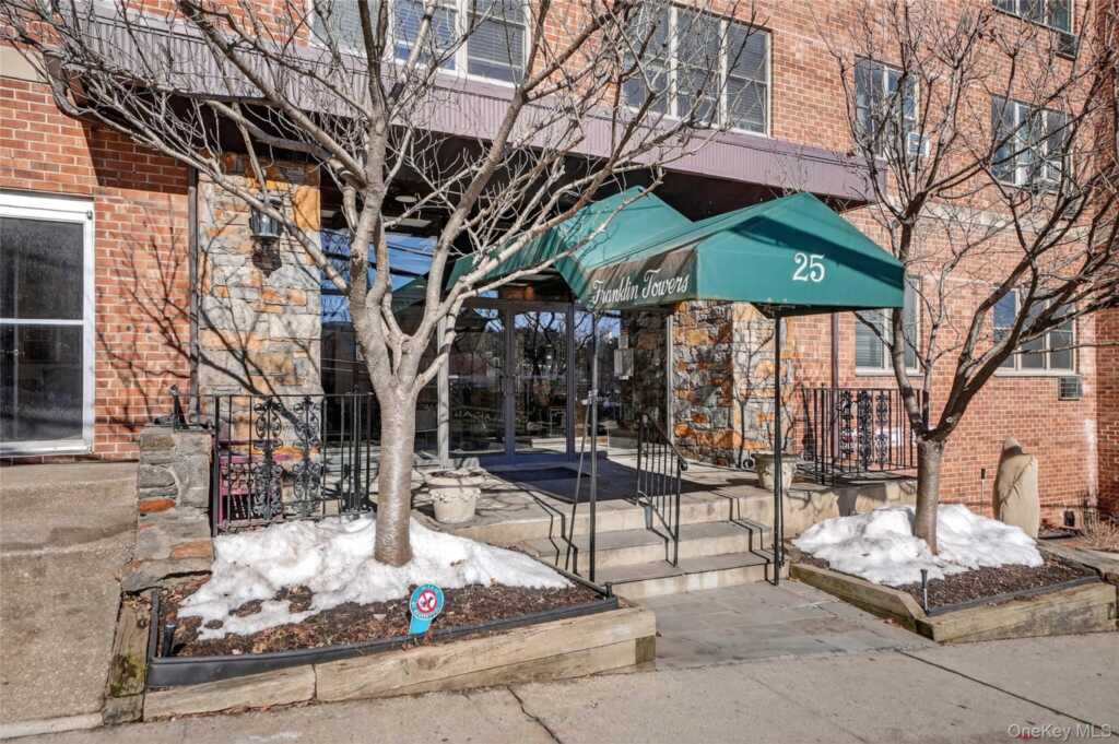25 Franklin Avenue, Unit #2K, White Plains, NY 10601 - Photo 14 of 16