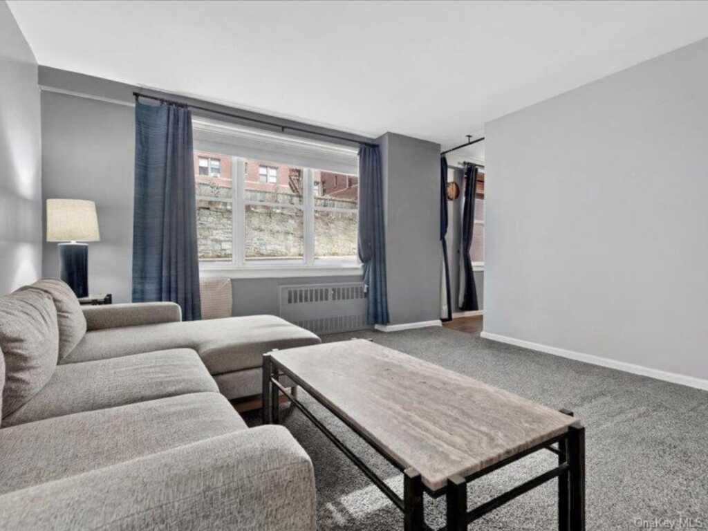 25 Franklin Avenue, Unit #2K, White Plains, NY 10601 - Photo 4 of 16