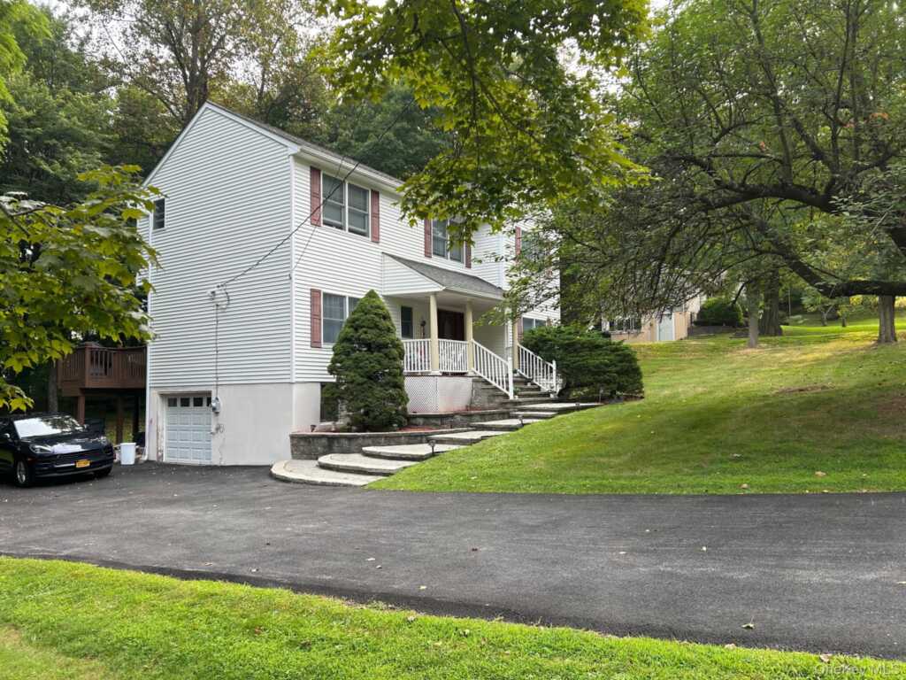 5 Park Avenue, New City, NY 10956 - Photo 2 of 29