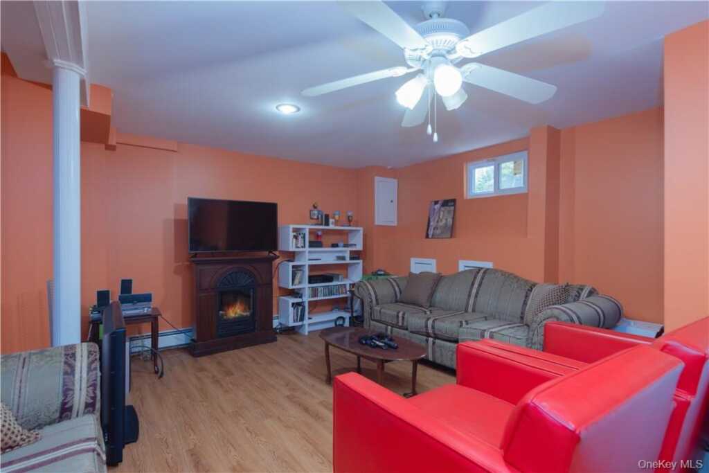 5 Park Avenue, New City, NY 10956 - Photo 21 of 29