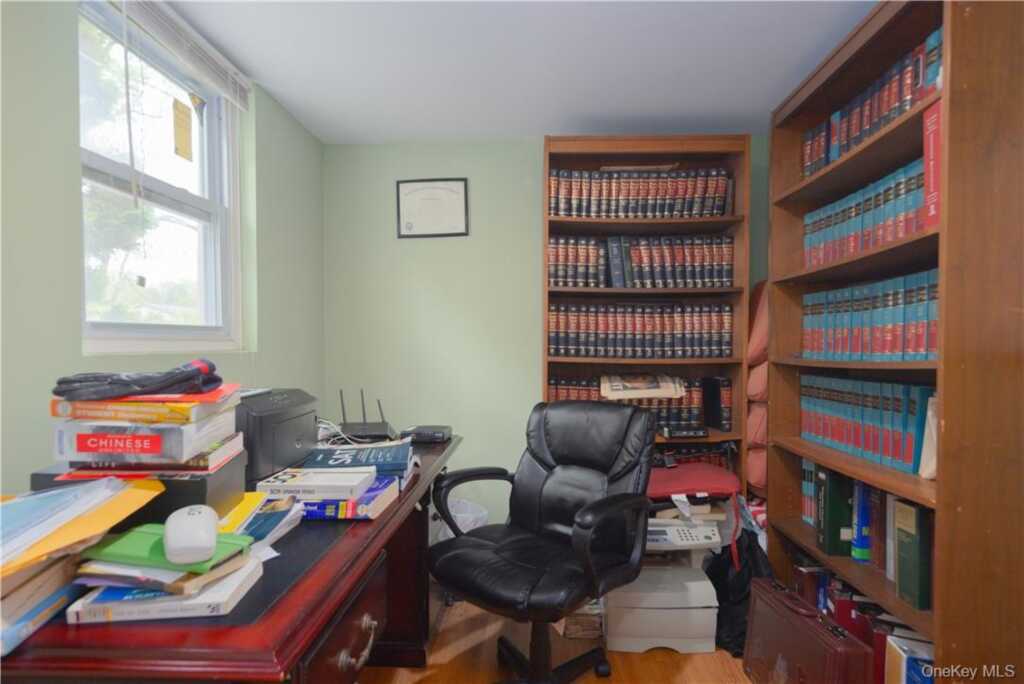 5 Park Avenue, New City, NY 10956 - Photo 22 of 29