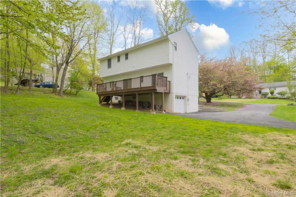 5 Park Avenue, New City, NY 10956 - Photo 27 of 29