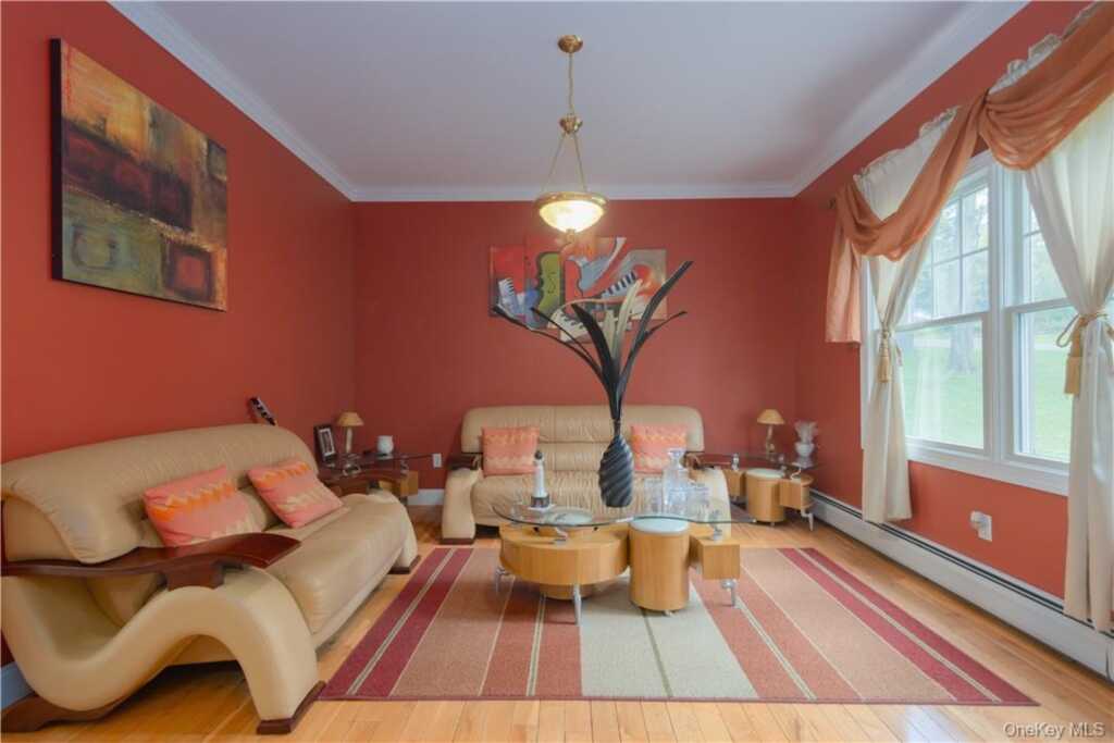 5 Park Avenue, New City, NY 10956 - Photo 8 of 29