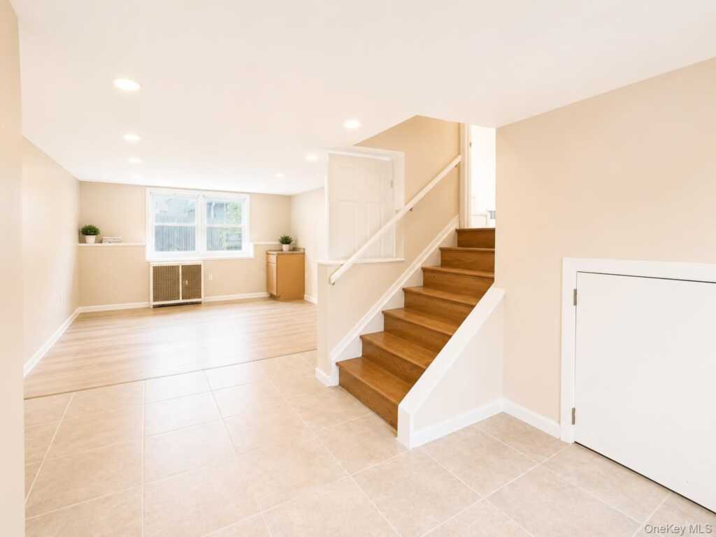 3 Soundview Street, New Rochelle, NY 10805 - Photo 13 of 14