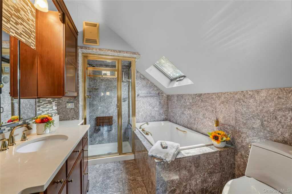 67 Topland Road, White Plains, NY 10605 - Photo 20 of 47