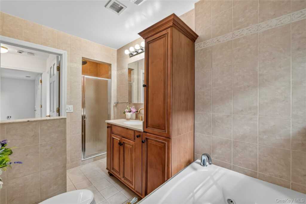 67 Topland Road, White Plains, NY 10605 - Photo 27 of 47