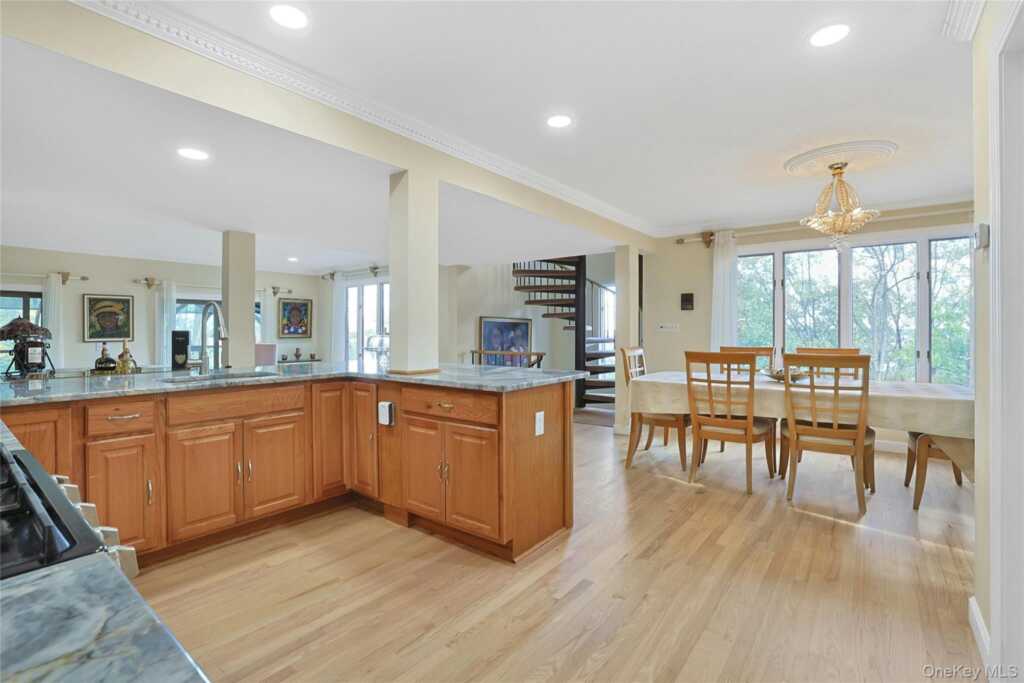 908 Route 9W, Nyack, NY 10960 - Photo 10 of 42