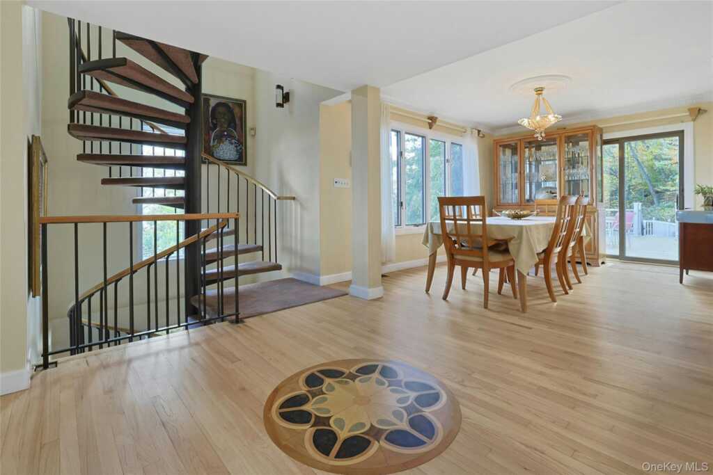 908 Route 9W, Nyack, NY 10960 - Photo 15 of 42