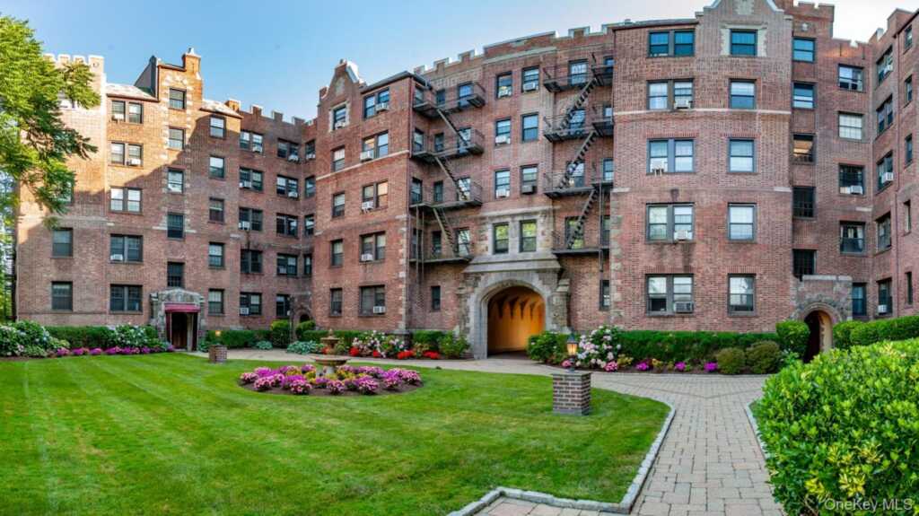 23 Old Mamaroneck Road, Unit #3E, White Plains, NY 10605 - Photo 12 of 13