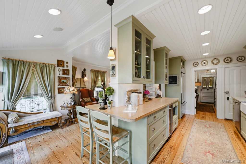 133 Cedar Hill Avenue, Nyack, NY 10960 - Photo 13 of 49