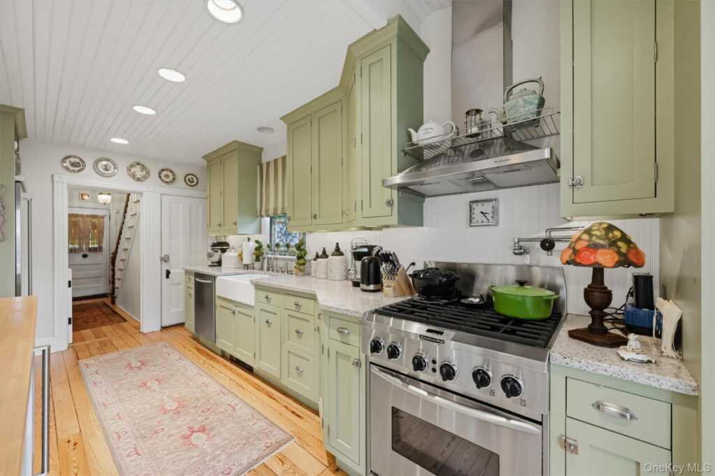 133 Cedar Hill Avenue, Nyack, NY 10960 - Photo 14 of 49