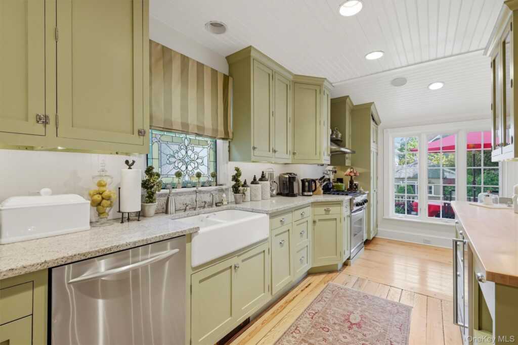 133 Cedar Hill Avenue, Nyack, NY 10960 - Photo 17 of 49