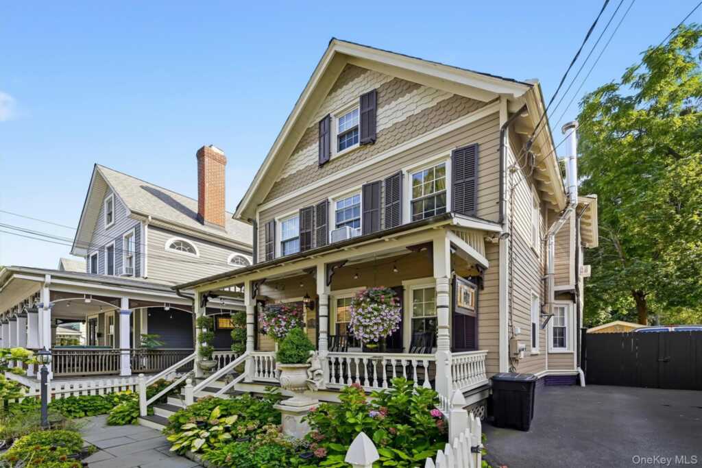 133 Cedar Hill Avenue, Nyack, NY 10960 - Photo 3 of 49
