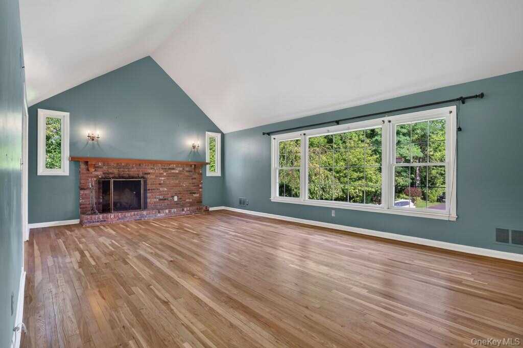 7 Stanley Road, White Plains, NY 10605 - Photo 22 of 50