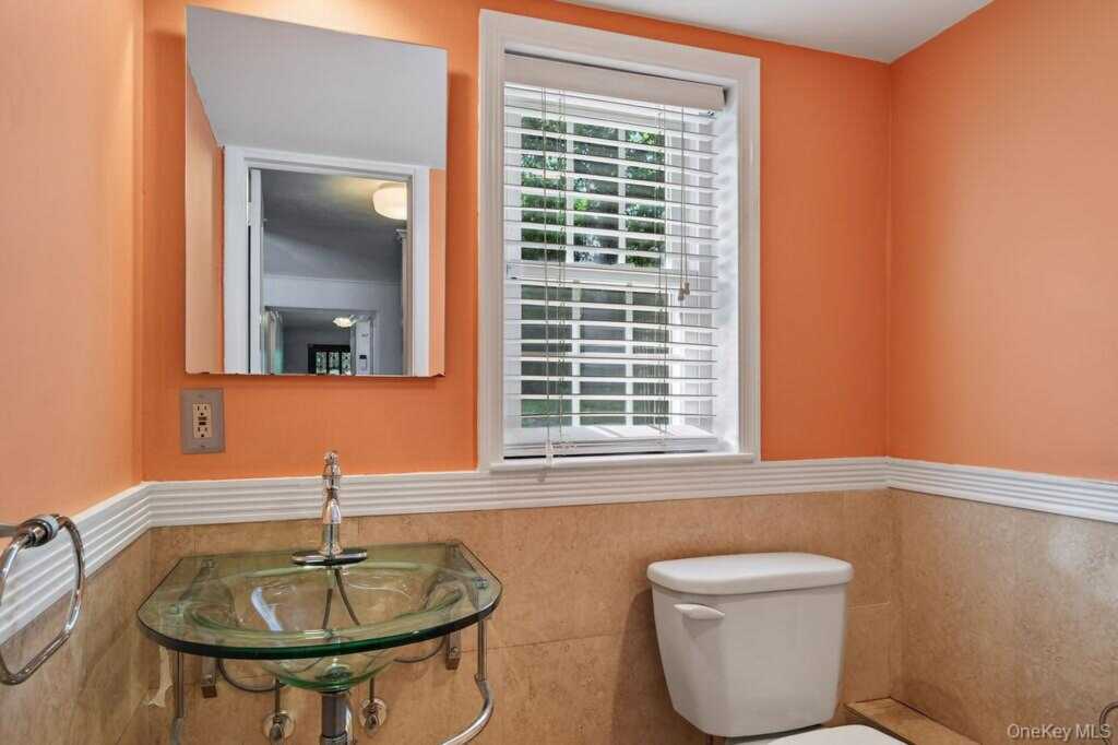7 Stanley Road, White Plains, NY 10605 - Photo 29 of 50
