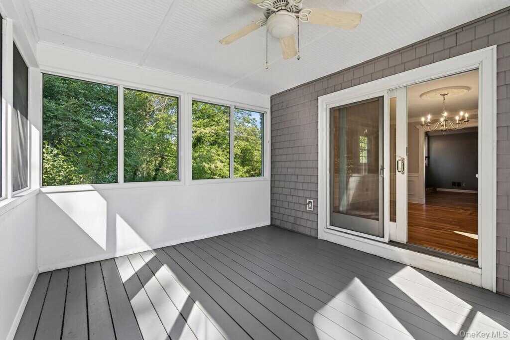 7 Stanley Road, White Plains, NY 10605 - Photo 32 of 50