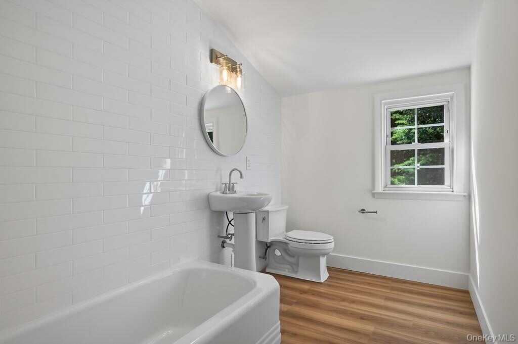 7 Stanley Road, White Plains, NY 10605 - Photo 41 of 50