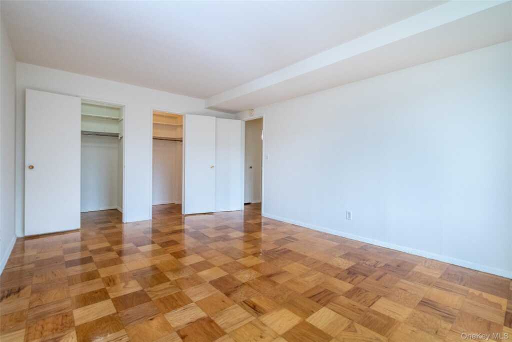 125 Lake Street, Unit #11-D North, White Plains, NY 10604 - Photo 12 of 27