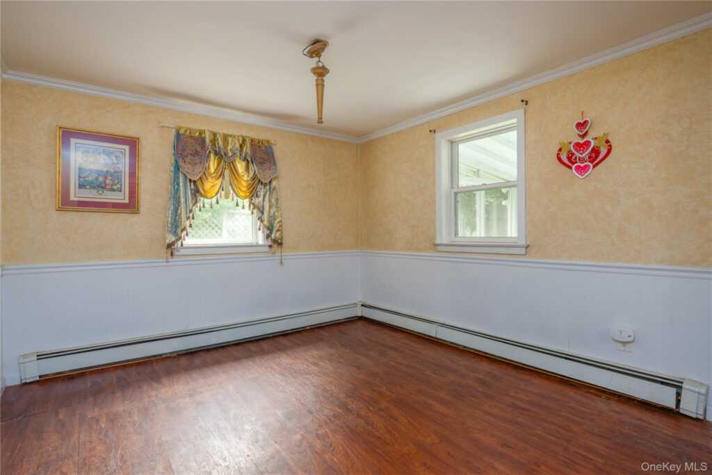 22 W Crooked Hill Road, Pearl River, NY 10965 - Photo 9 of 17