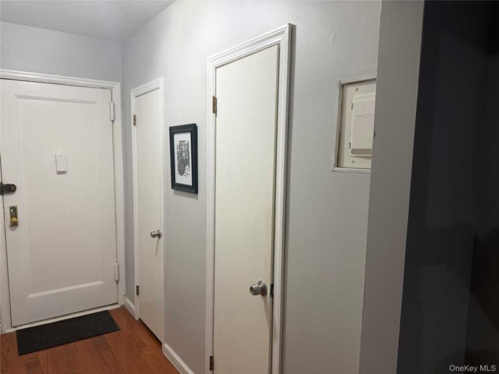 30 Windsor Terrace, Unit #2D, White Plains, NY 10601 - Photo 15 of 24
