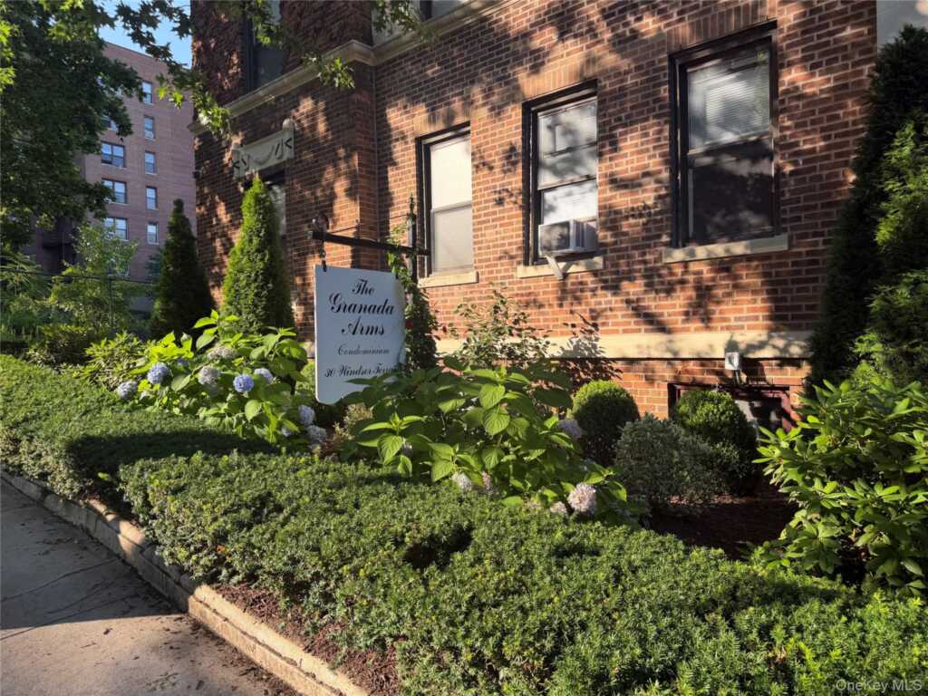 30 Windsor Terrace, Unit #2D, White Plains, NY 10601 - Photo 22 of 24